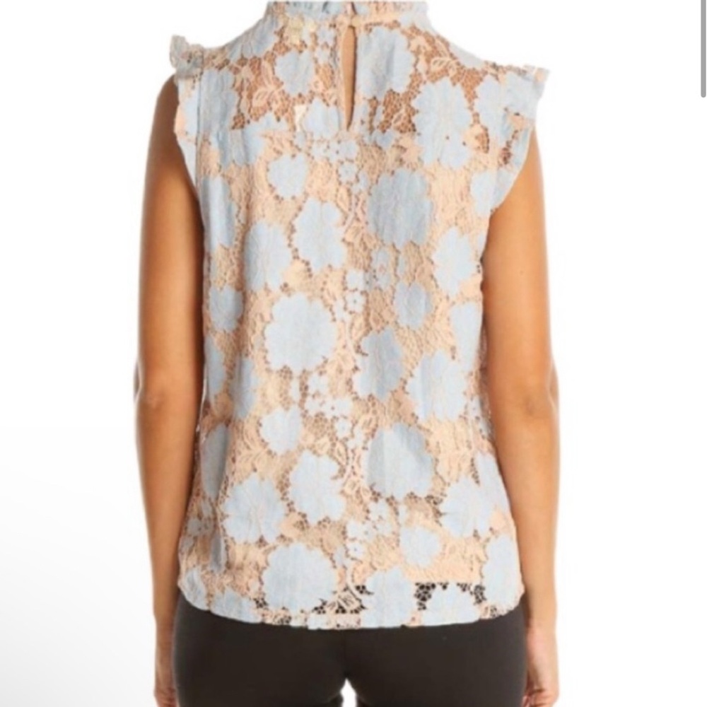 Monteau - Lace Floral Sleeveless Top - Picture 2 of 11